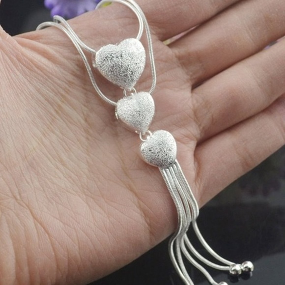 925 Silver Triple Heart-design Necklace Pendant - Picture 5 of 5